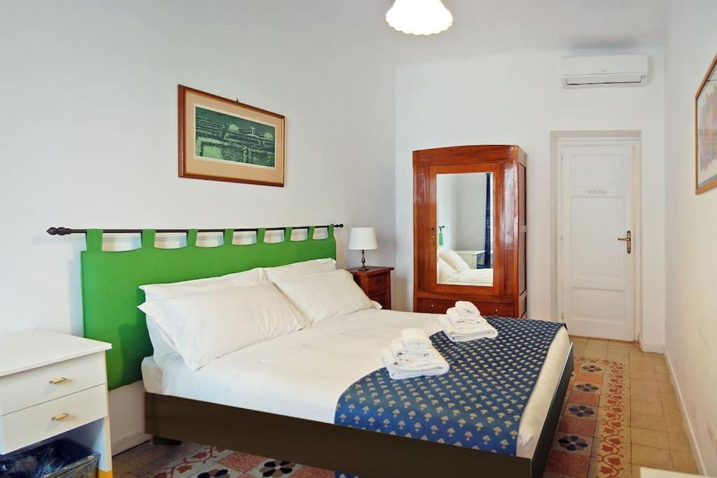 Near Colosseum By Varental 2Br + 1Sb Ρώμη Εξωτερικό φωτογραφία